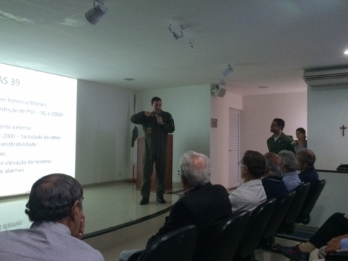 palestra-gripen_3
